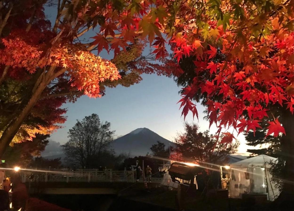 Mt Fuji Glamping Tourist Villa Kawaguchiko Фудзі-Каваґутіко Екстер'єр фото
