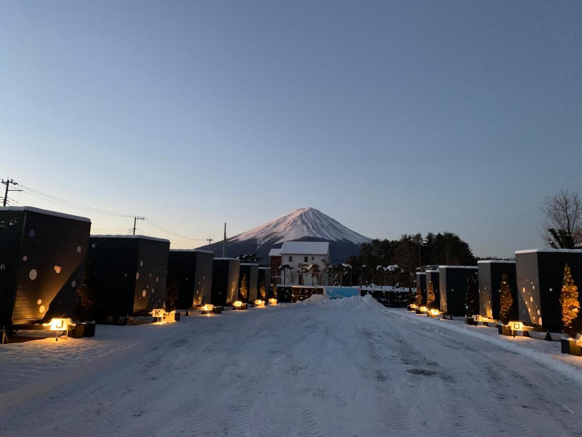 Mt Fuji Glamping Tourist Villa Kawaguchiko Фудзі-Каваґутіко Екстер'єр фото