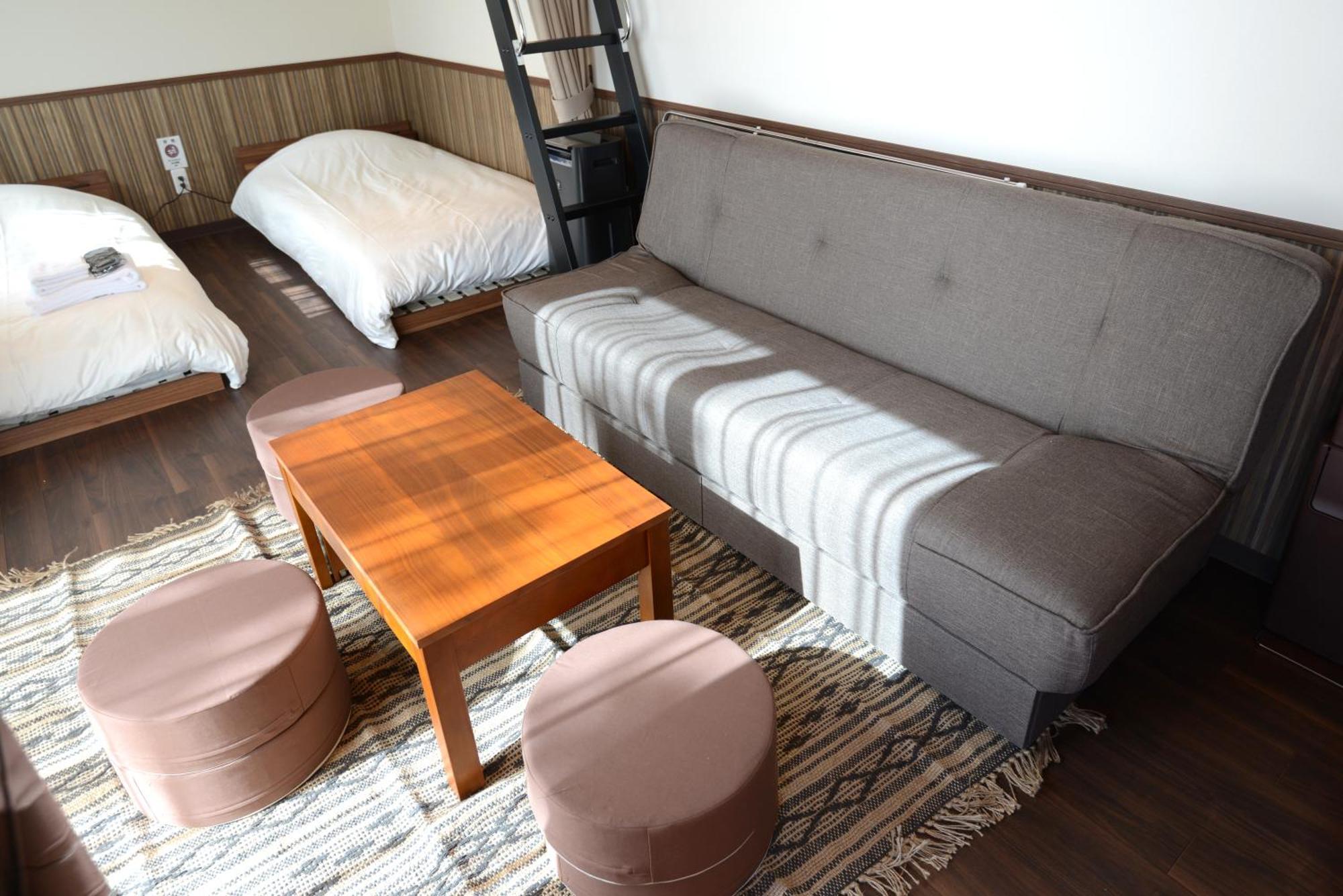 Mt Fuji Glamping Tourist Villa Kawaguchiko Фудзі-Каваґутіко Екстер'єр фото